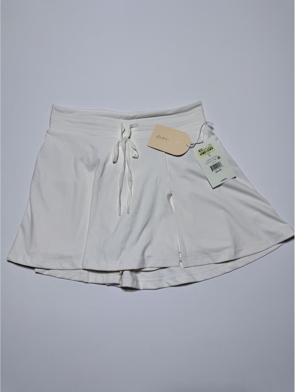 Blogilates White Activewear Tennis Skirt with Built-in Shorts Size Large